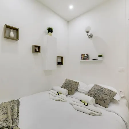 Apartment Antique-Style Flat In Val-De-Grace *